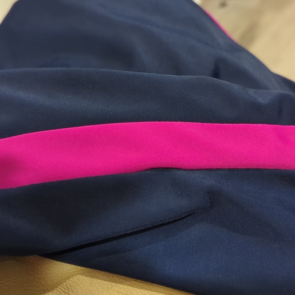 Lands End 1 piece, size 2 - Picture 4 of 4